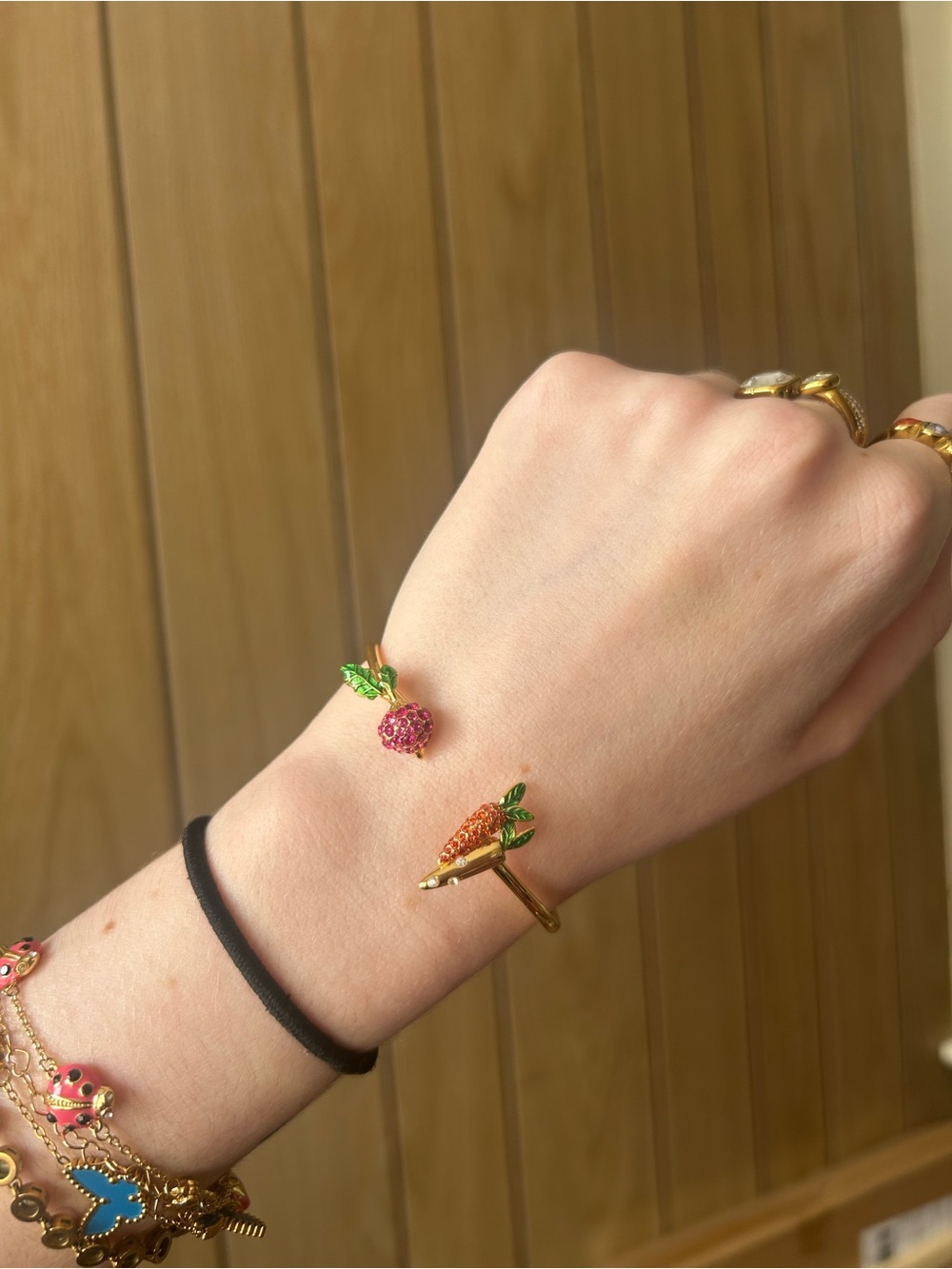 Kate Spade Harvest Time vegetable hinge cuff 🥕🫜 - Picture 5 of 5